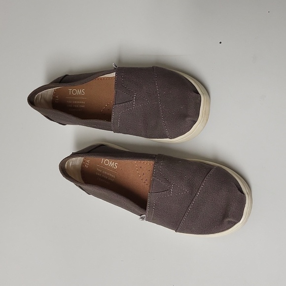 Toms Alpargata for kids in size Y12 - Picture 3 of 8